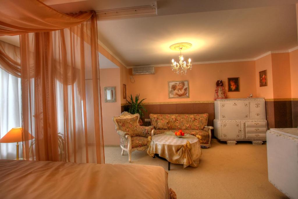 Family Hotel Mania - Deluxe Junior Suite