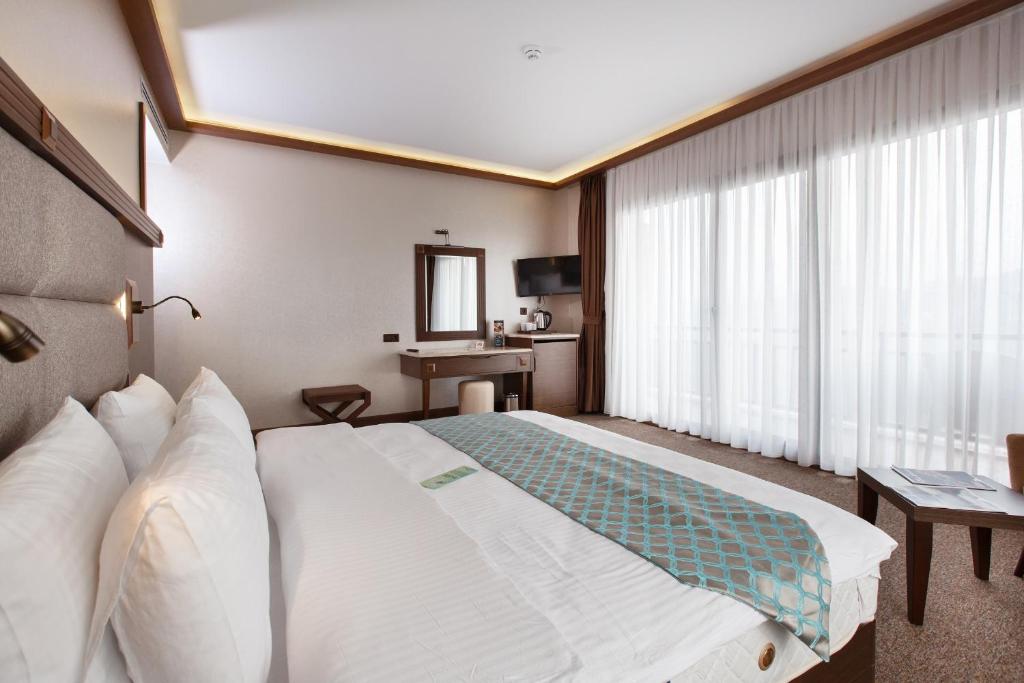 Sera Lake Resort Hotel Spa & Aparts - 11