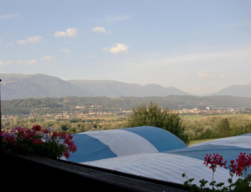 Nespecifikovaný výhled na hory nebo výhled na hory při pohledu z bed and breakfast