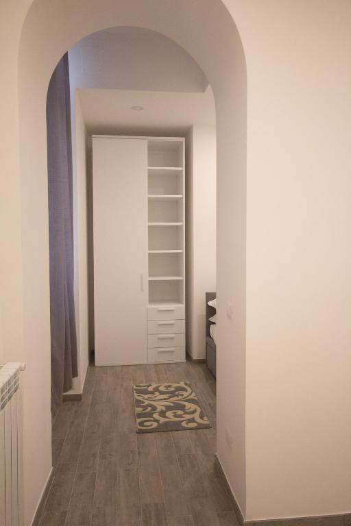 رزرو هتل و هاستل، رویای شیرین تراستور, 09037376597