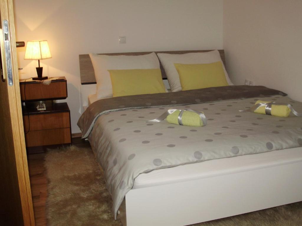 Posteľ alebo postele v izbe v ubytovaní Apartment Maximilian-free parking!!!
