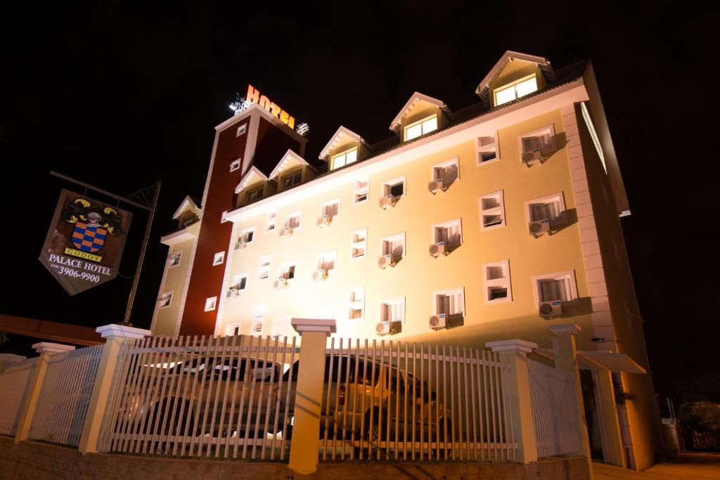  Godoy Palace Hotel Ltda Me