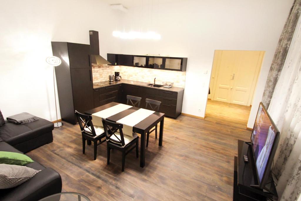 Köök või kööginurk majutusasutuses Lana Appartements
