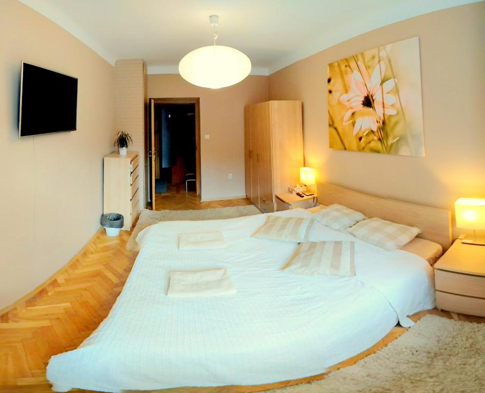 Fotografia z galérie ubytovania Studio Żelazna - Apartment near Old Town vo Varšave