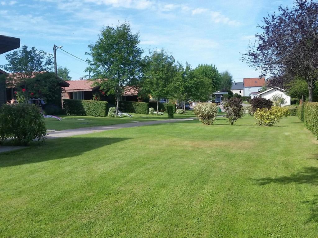 Camping Fraiteux - Chalet De Dos Habitaciones