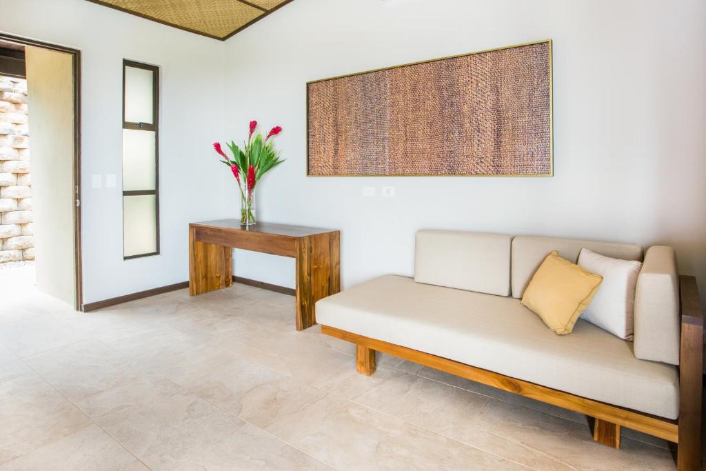 SIXTY THREE HOTEL