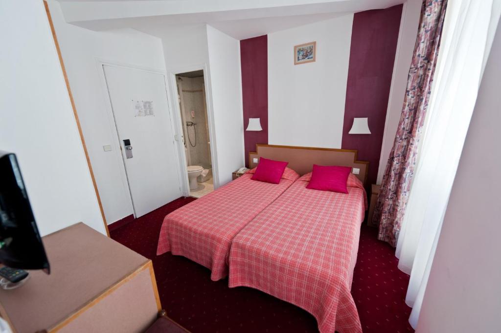 Hotel Royal Bergère - Resim 18