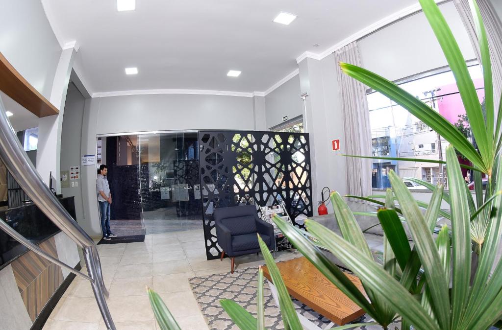  Hotel Plaza