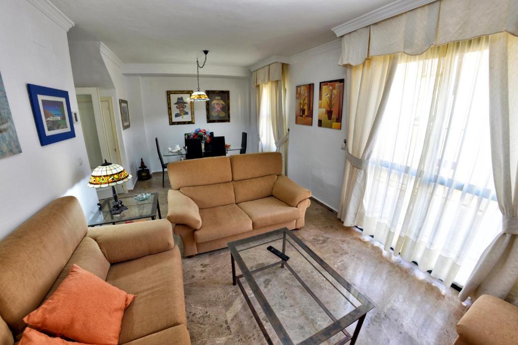 Posezení v ubytování WonderStays Chalet El Naranjo