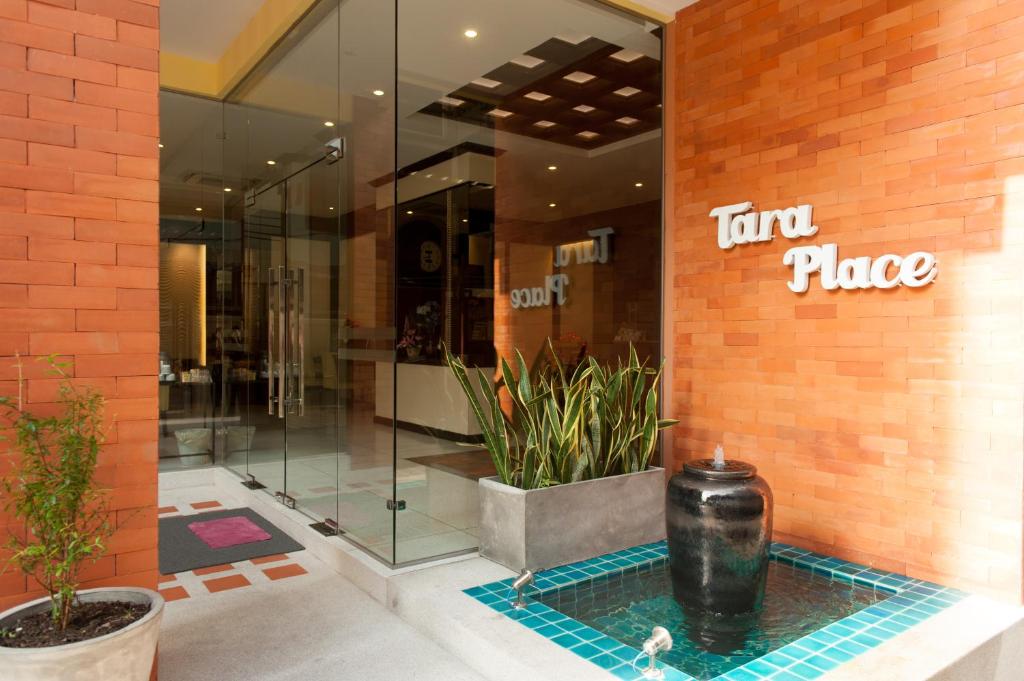 Tara Place Hotel Bangkok - Resim 11