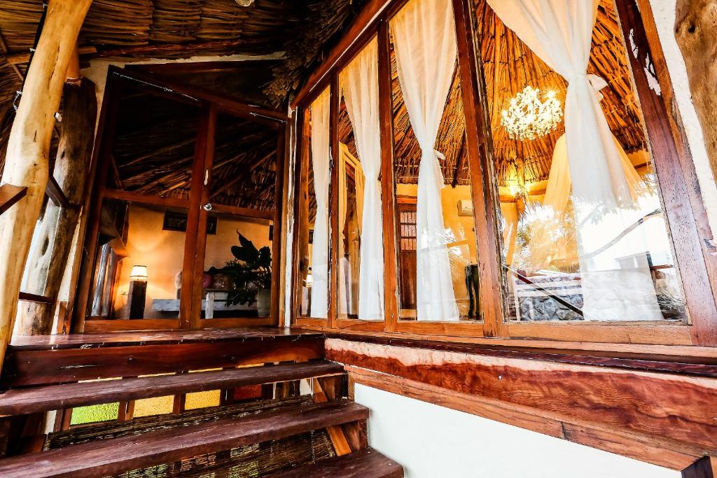 XscapeTulum - Luxury King With Private Lounge