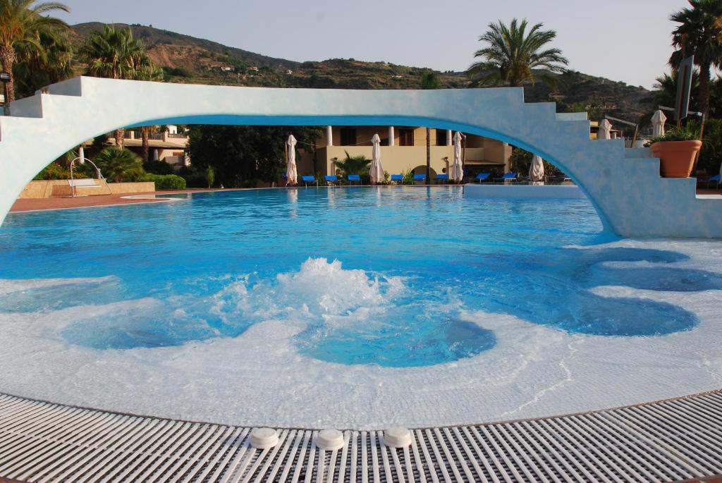 Bazén v ubytování Hotel Aktea nebo v jeho okolí