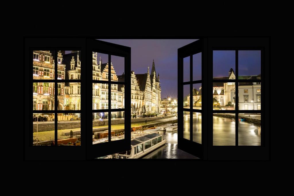 Nespecifikovaný výhled na destinaci Gent nebo výhled na město při pohledu z bed and breakfast