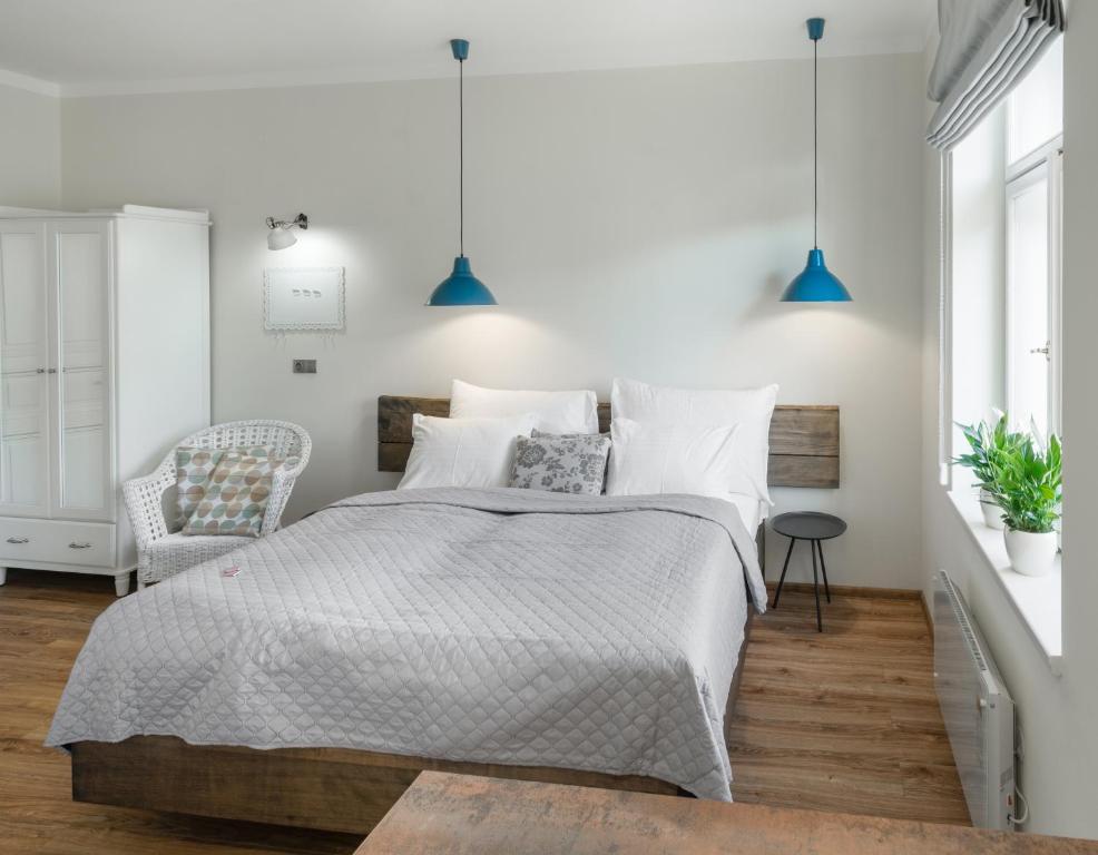 Mordecai 12 Apartments by Adrez - Studio Max