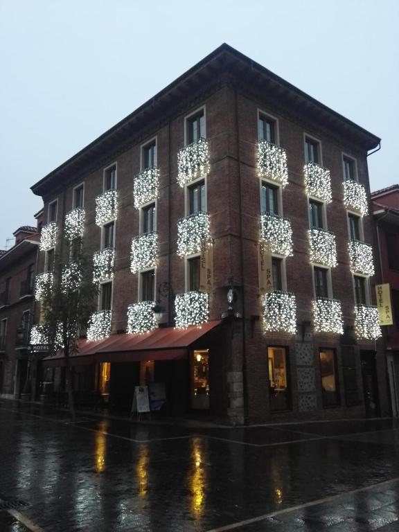 Budova, kde se hotel nachází