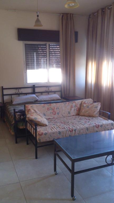 Mutaz Apartment - Housity