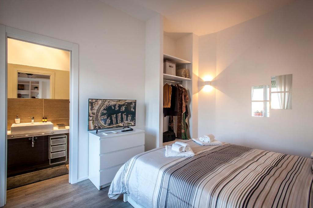A kitchen or kitchenette at Ci'Cala House