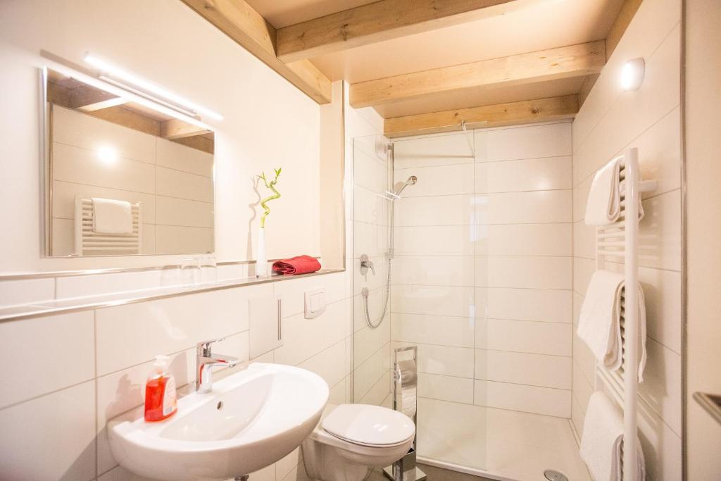Koupelna v ubytování Weingut Blank