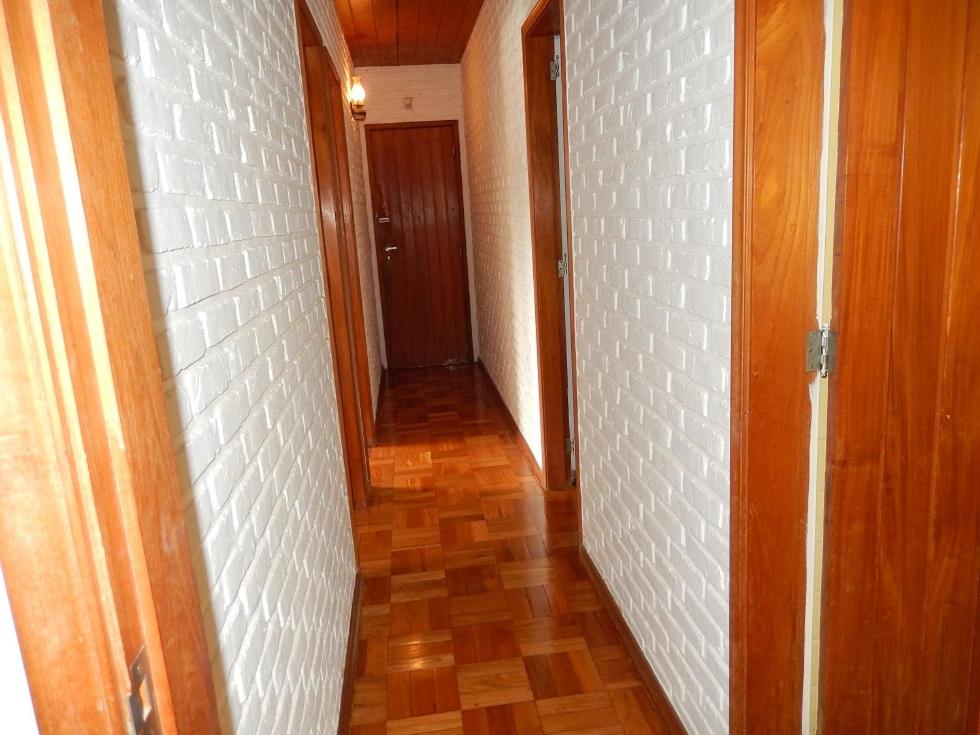  Isolamento com natureza e muito conforto para famílias com crianças