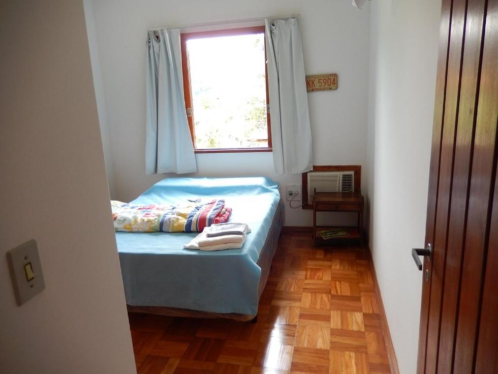  Isolamento com natureza e muito conforto para famílias com crianças