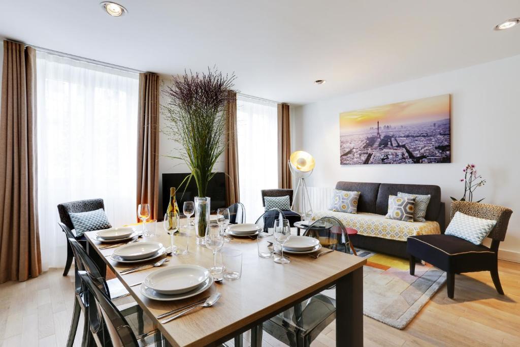 Apartments Paris Centre - At Home Hotel - 5