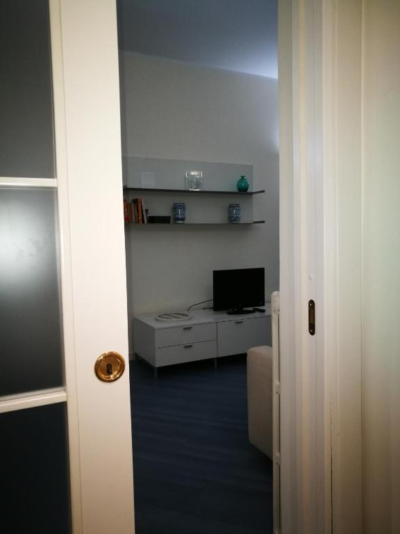 A television and/or entertainment centre at Casa Azzurra