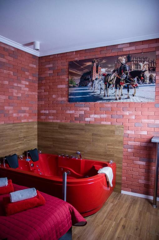 Jacuzzi Apartment Red - 5