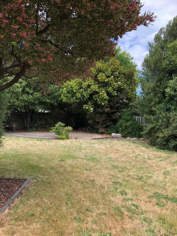 West Lake one bedroom accommodation - Resim 30