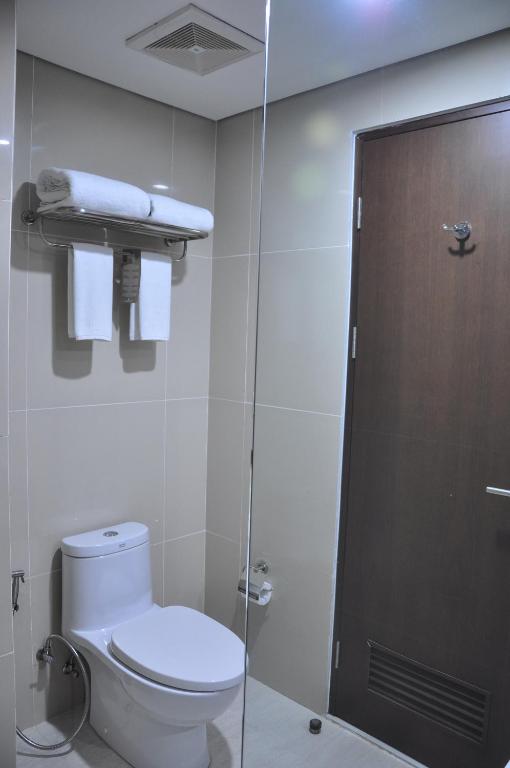 Koupelna v ubytování Golden Tulip Pontianak