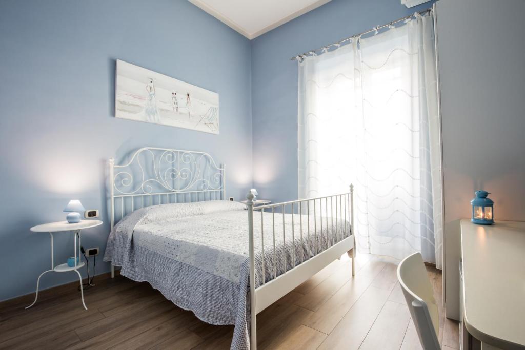 Parthenope Suite Rooms Vomero Vanvitelli a 2 min quartieri spagno via Toledo