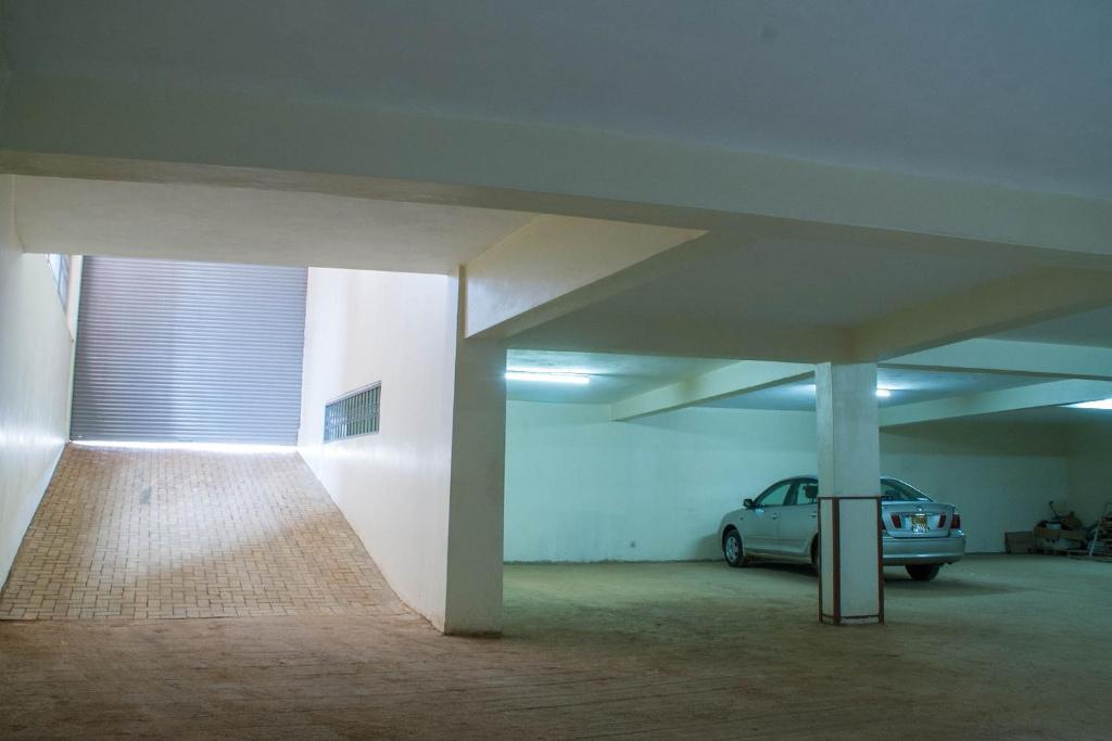 Fitness centrum a/nebo fitness zařízení v ubytování Kenendia Hotel