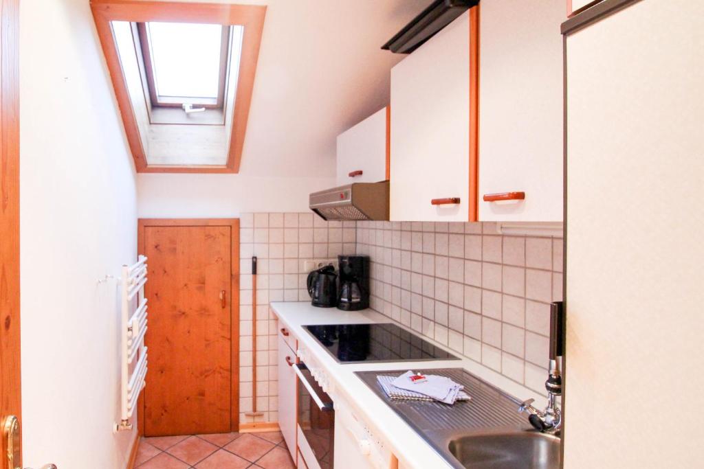 Kuchyň nebo kuchyňský kout v ubytování Apartments- und Ferienhaus Anton