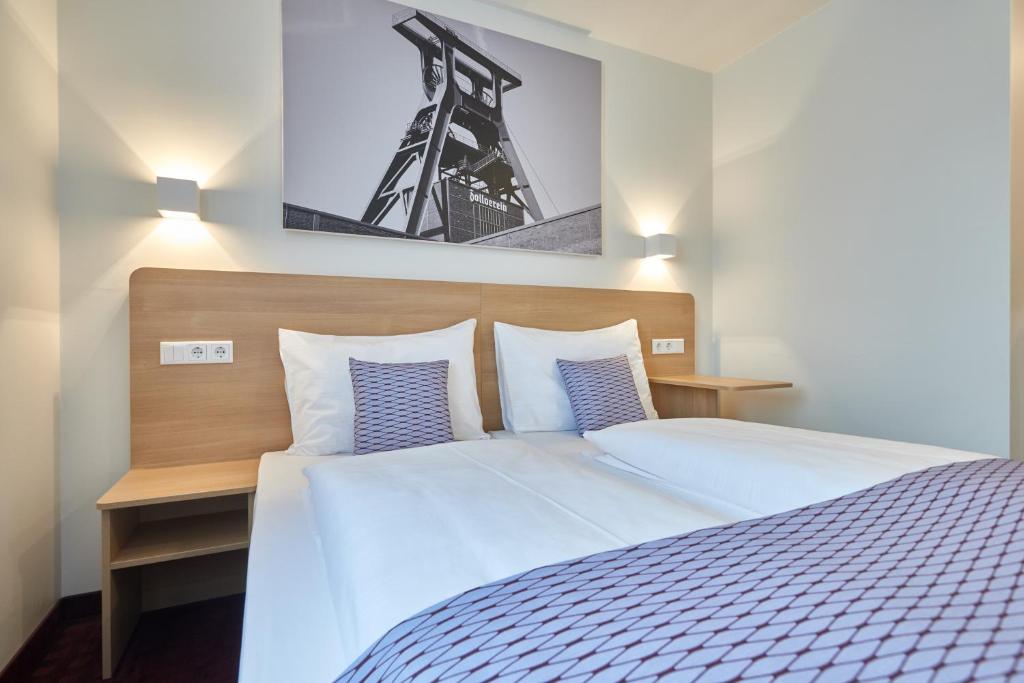 McDreams Hotel Essen - Resim 15