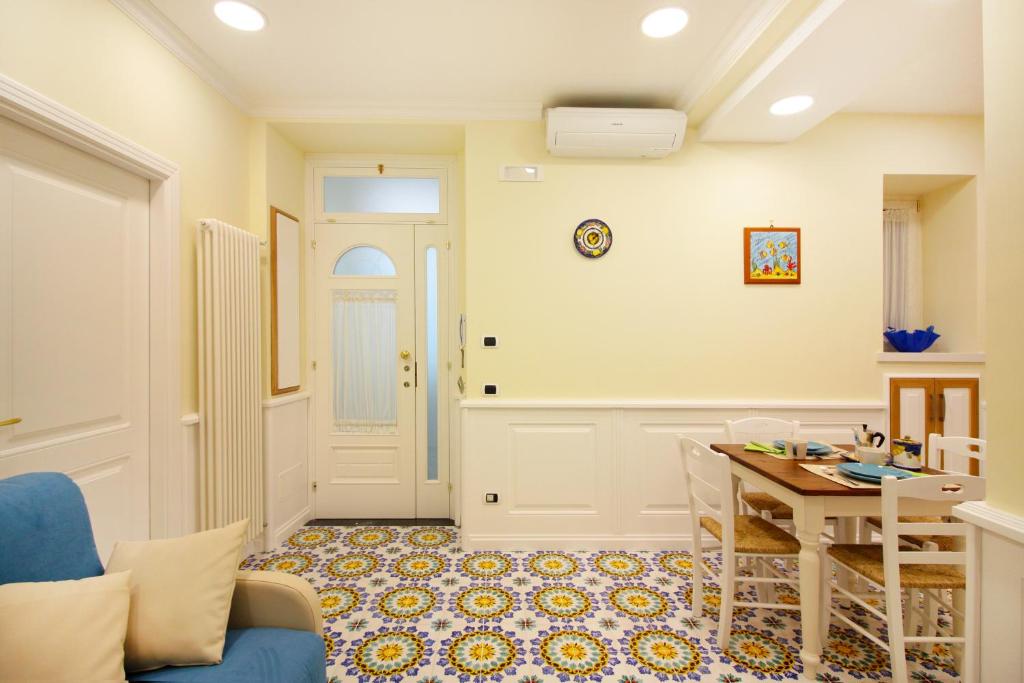 La Corte dei Borboni by Dimorra - Apartment
