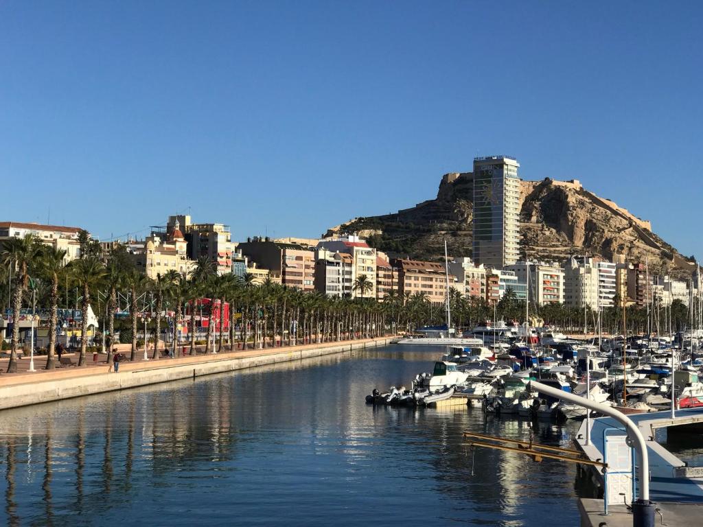 Apartamento, Alicante – Updated 2023 Prices