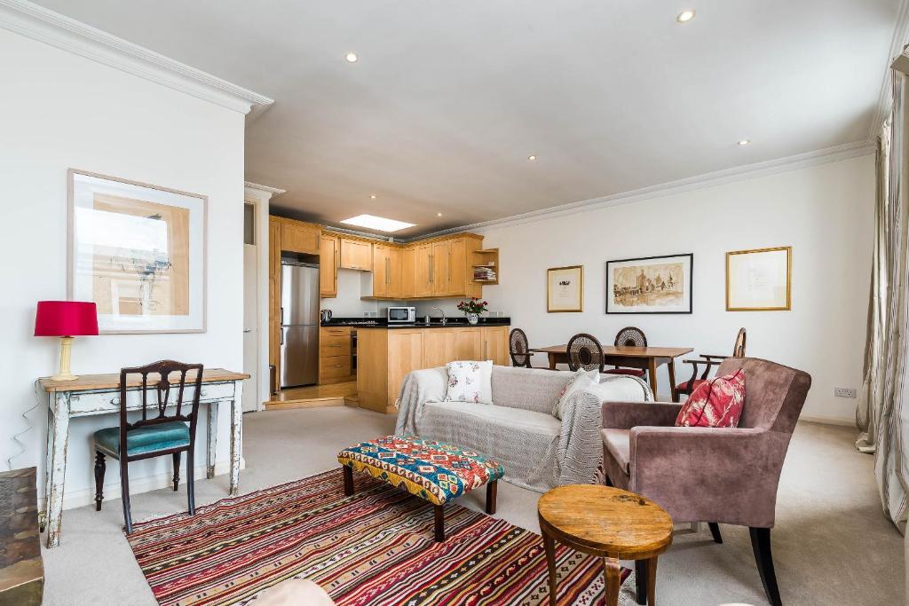 The Harcourt Terrace Kensington Apartment