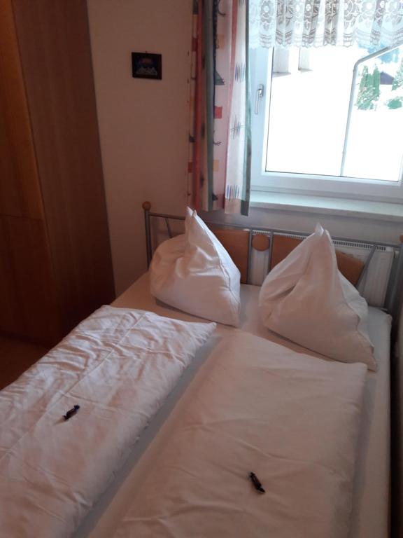 Postel nebo postele na pokoji v ubytování Ferienwohnung Kupfer