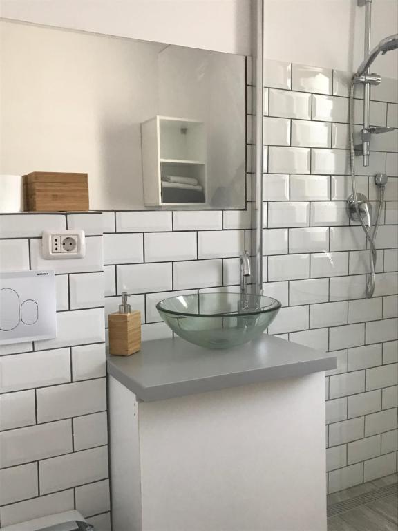 Teodoroiu nr. 5 - Resim 40