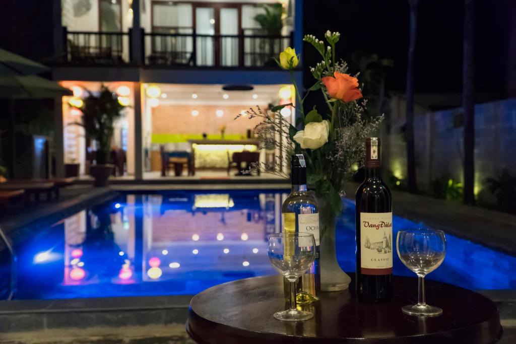 Bazén v ubytování Louis Villa Hoi An nebo v jeho okolí