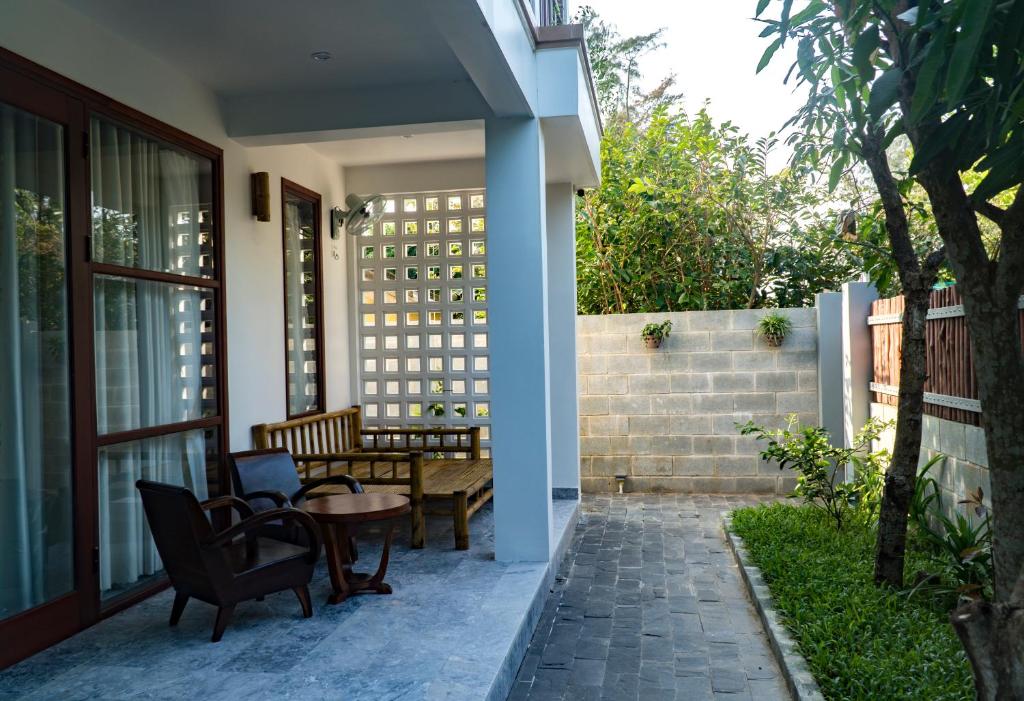 Patio nebo venkovní prostory v ubytování Louis Villa Hoi An