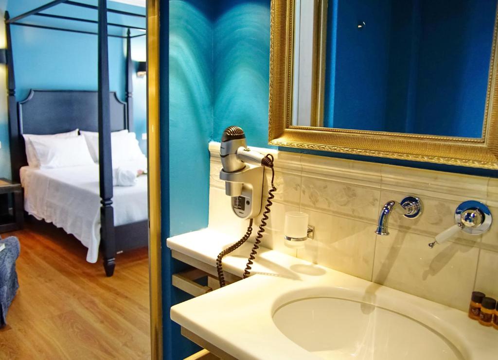 Postel nebo postele na pokoji v ubytování PEPO'S GUESTHOUSE