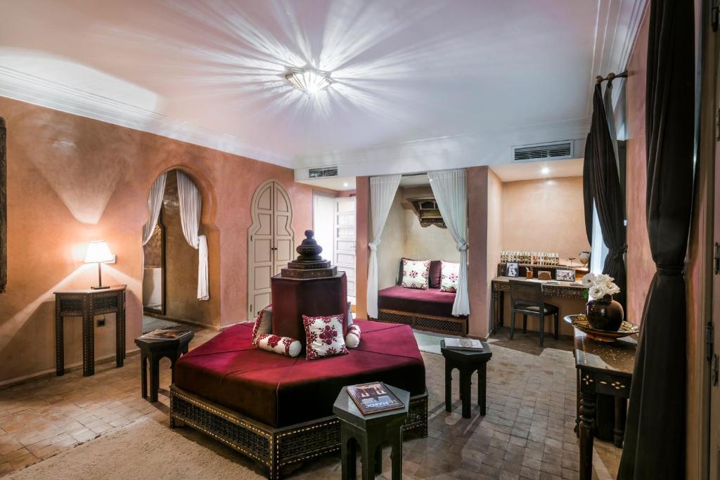 Posezení v ubytování Almaha Marrakech Restaurant & SPA