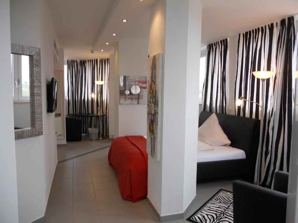 Turmhotel Rhein-Main - Suite Júnior