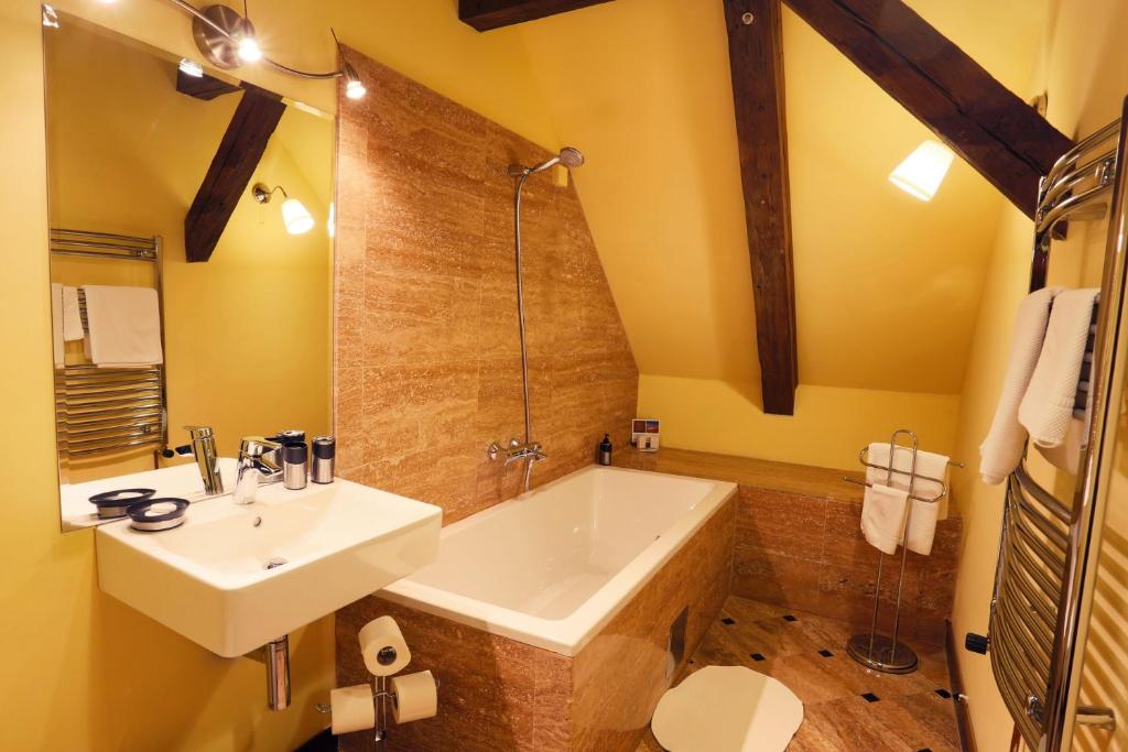 Koupelna v ubytování Casa Georgius Krauss Sighisoara