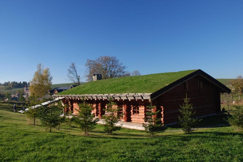 Příroda nedaleko prázdninového areálu