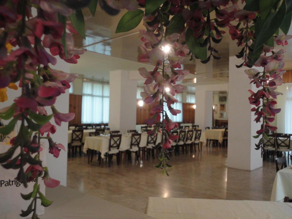 Restaurace v ubytování Hotel La Carica