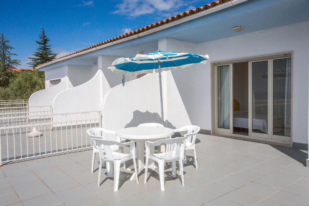 Club Residence La Castellana - Apartamento De Dos Dormitorios