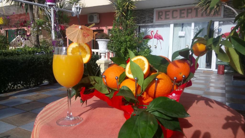 Fotografie z fotogalerie ubytování Flamingo Apartments Moraitika Corfu v destinaci Moraitika
