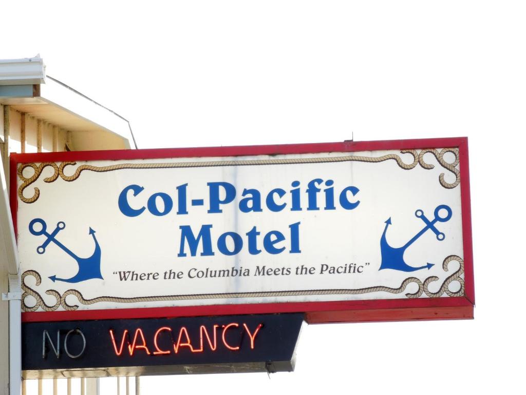 Certifikát, hodnocení, plakát nebo jiný dokument vystavený v ubytování Col-Pacific Motel