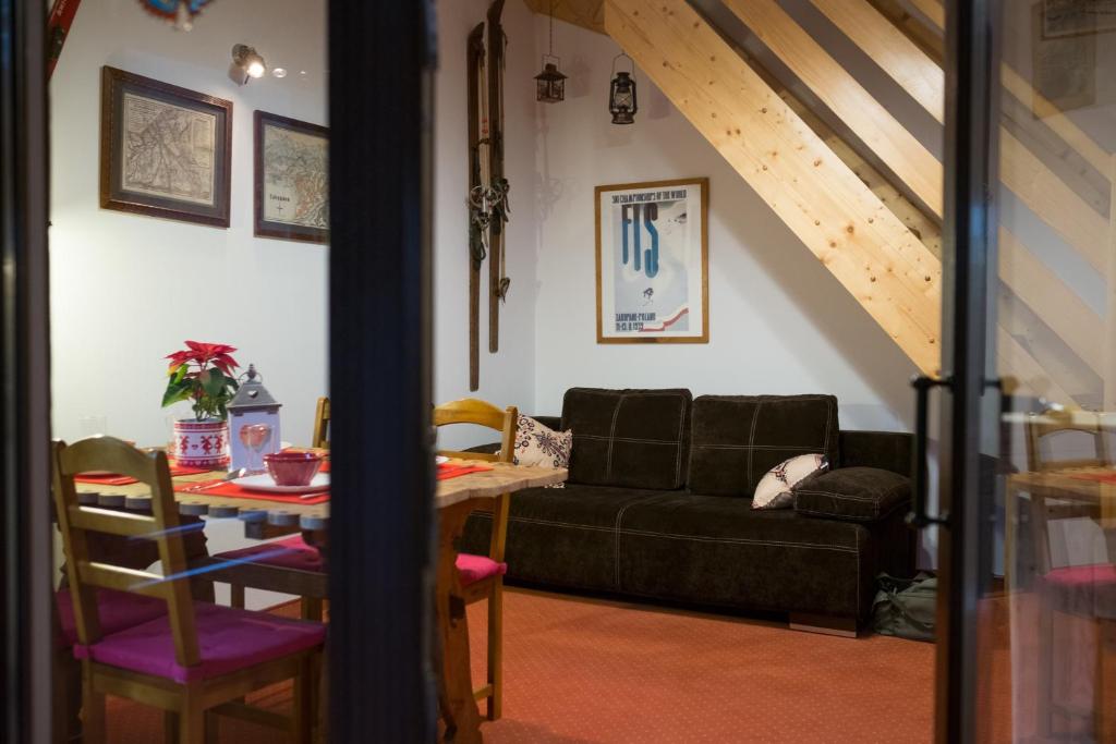 Posedenie v ubytovaní Willa Mrzonka Guesthouse
